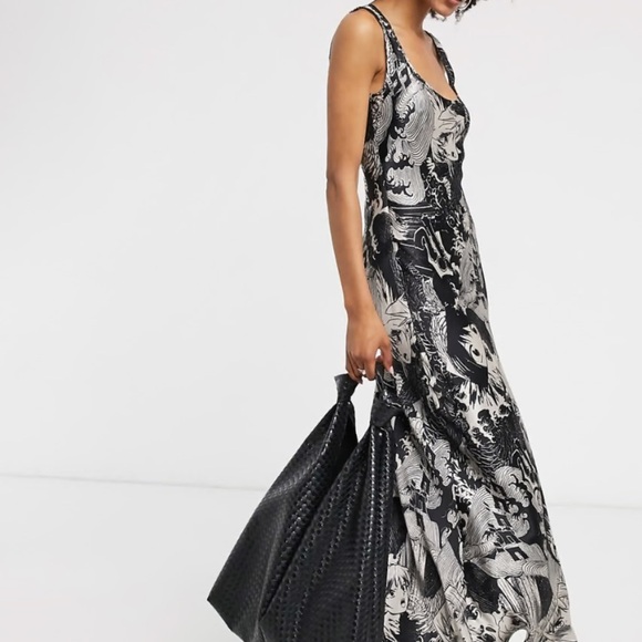 Weekday dress Noemi Manga Anime Satin Midi Dress viscose stretch size 40 - Picture 2 of 6